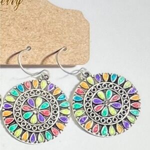 Bohemian round water droplets women’s drop pierced earrings.